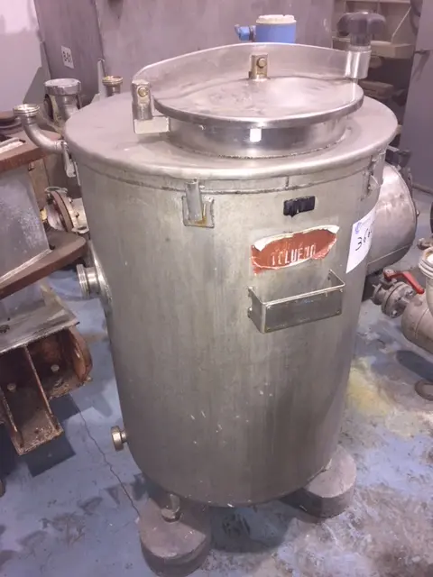 Cuve en acier inoxydable d'occasion 220 litres_56 - référence : c3660_4