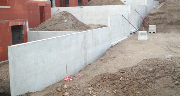 Élément en béton préfabriqué pour stabilisation des sols