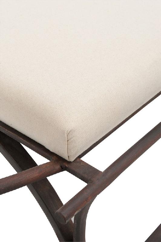 Banc luge en métal marron - assise blanche rembourrée en mousse - design élégant et original_4