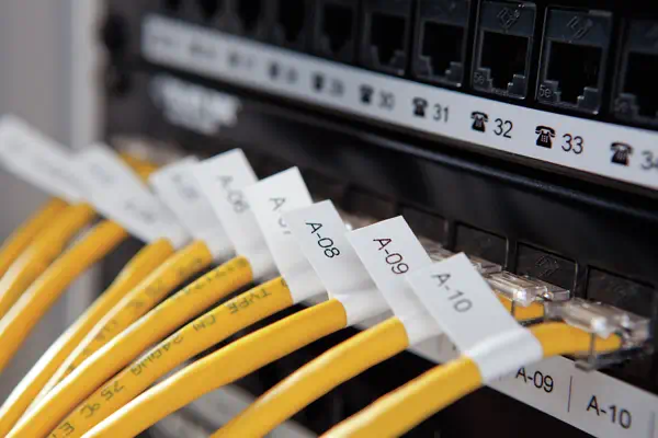 DYMO àÉtiquettes en vinyle IND_4