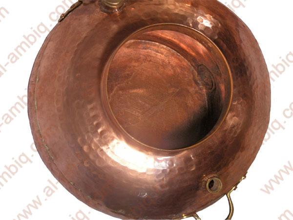 Alambics bain-marie - distillation d'huiles essentielles et eaux-de-vie de haute qualité_4