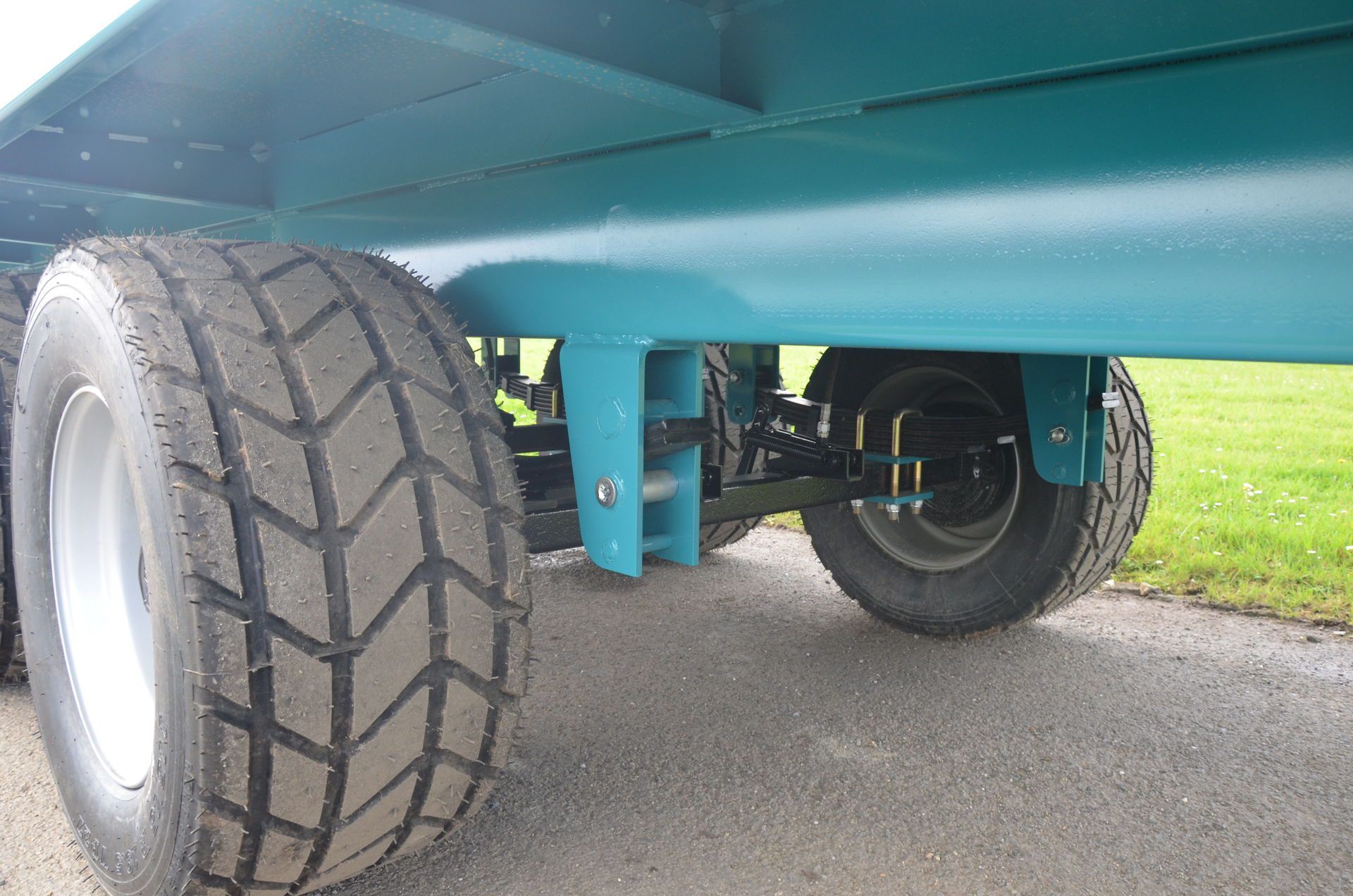 Remorque agricole robuste avec hauteur au sol de 1285 mm