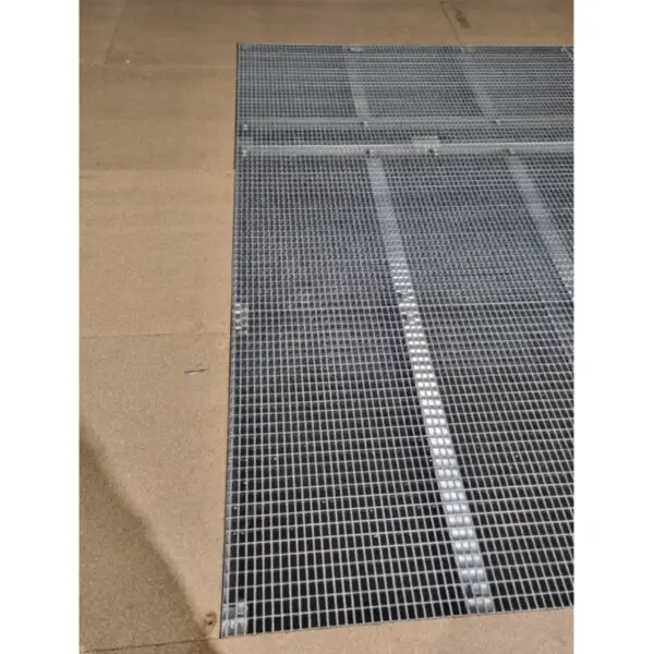 Mezzanine industrielle autoporteuse sur mesure - capacité 350 kg/m²_4