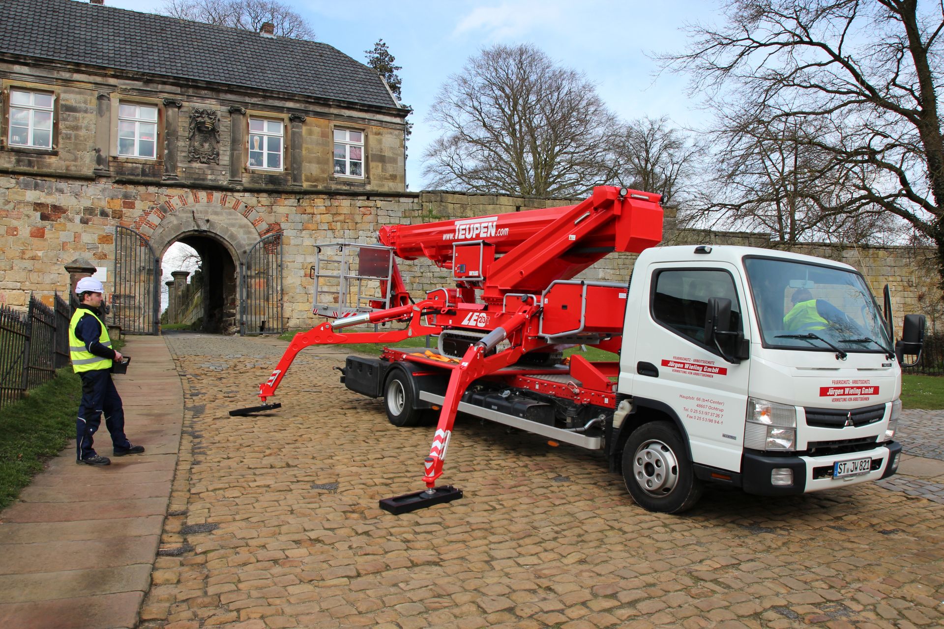 Nacelle araignée LEO23T - hauteur de travail 23,20 m - capacité 250 kg - motorisation électrique et diesel_4