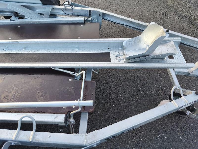 Remorque porte moto basculante DEBON ROADSTER MOTO 1V2 - 1 place - 1 essieu - PTAC 750 KG - Roadster Camp_4