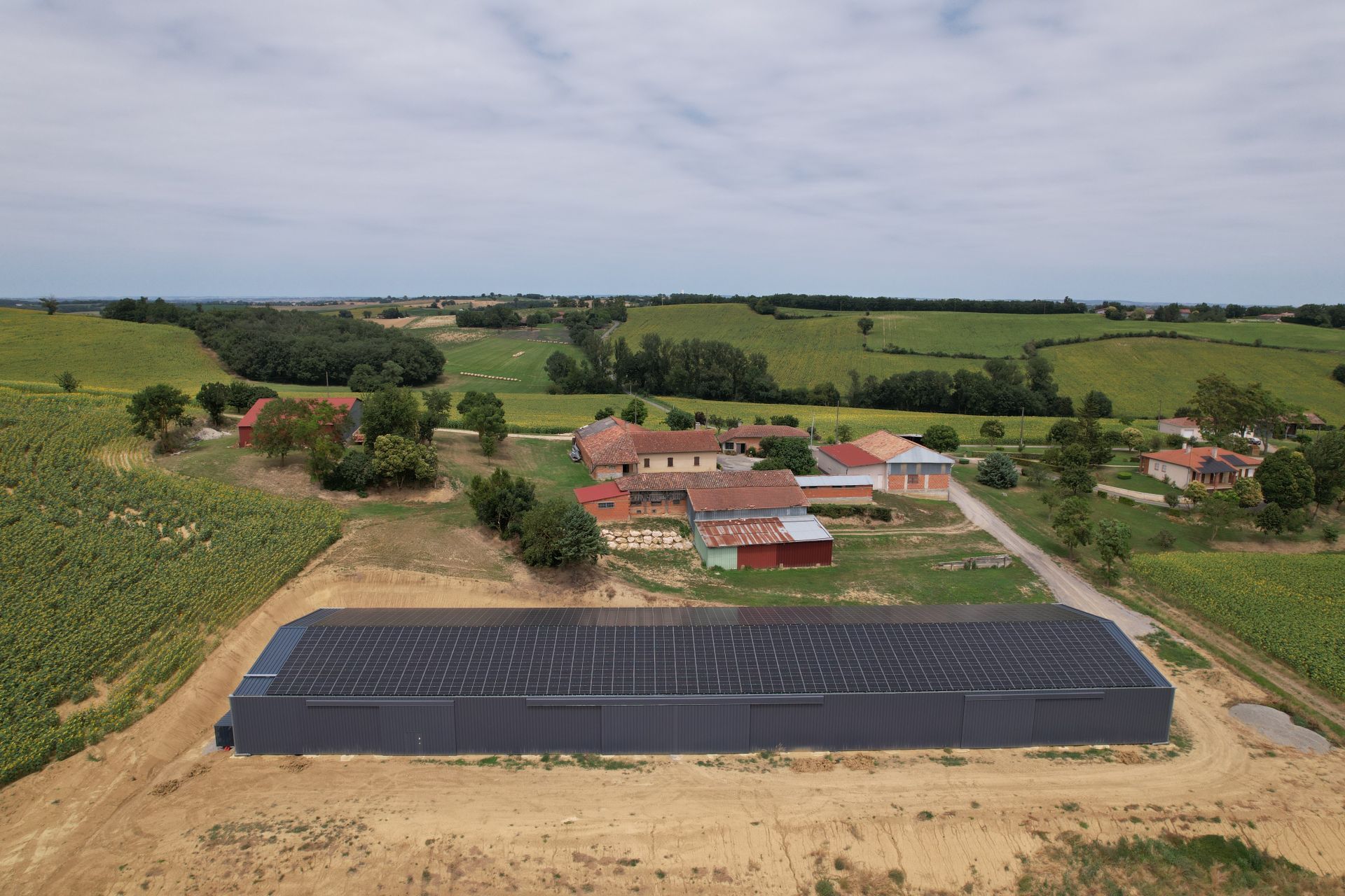 Bâtiment agricole solaire symétrique (1596 - 2508 m²)_4