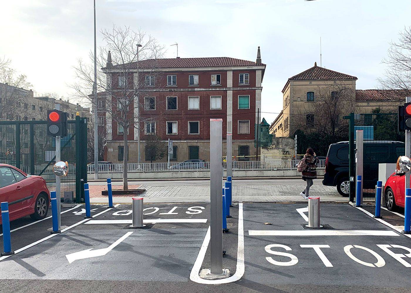 Borne télescopique automatique conçue pour contrôler les accès sur la voie publique et dans les copropriétés, entreprises - h6008_4