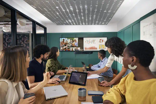 HP Poly Barre de visioconférence USB Poly Studio V52_4