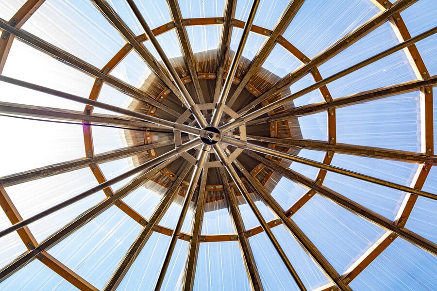 Marcheur suspendu couvert pour chevaux avec rond de longe - 6 à 12 chevaux - Réalisation sur mesure_4