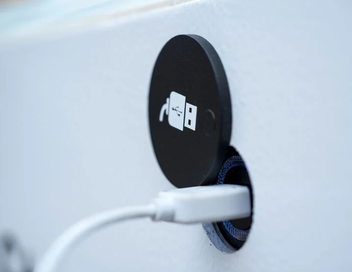 Banc Urbain Intelligent Connecté STEORA ** La gamme **_4