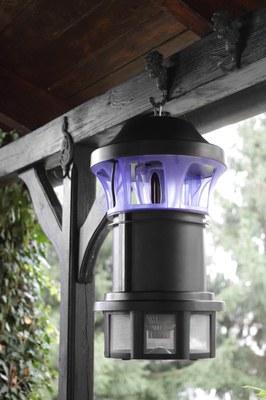 Destructeur d'insectes résistant à l'eau - Royal Grill Equipements - Étanche UV-A 25W BLB 3U - Portée jusqu'à 300m²_4