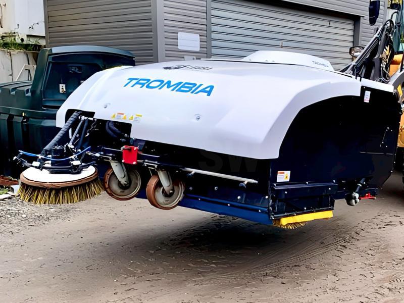 TROMBIA balayeuse 220_4