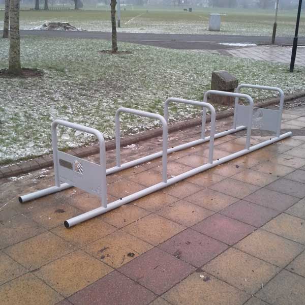 Largeur de 75 cm pour l'arceau à vélos FalcoToaster