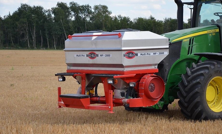 Semoir pneumatique pour semis rapide et précis TCS Master