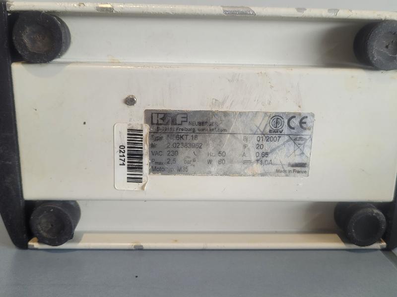 Mini pompe à vide à membrane KNF LABOPORT N 86 KT.18_4