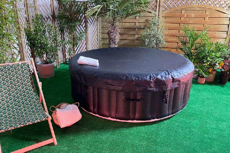 Spa gonflable rond HORA - 6 places - Ø 208 x H. 65 cm - 120 jets - Chauffage jusqu'à 41°C_4