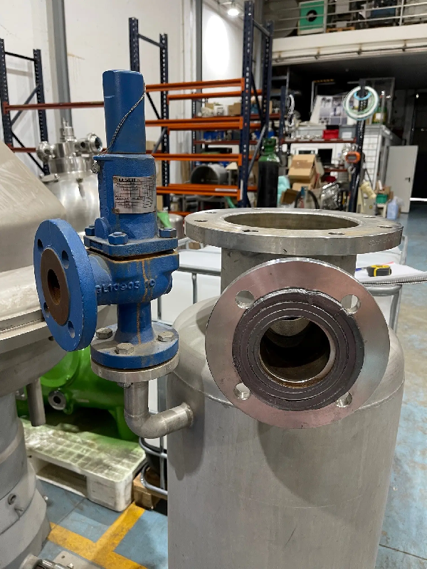 Cuve en acier inoxydable de 130 litres d'occasion_31 - référence : c9223_4