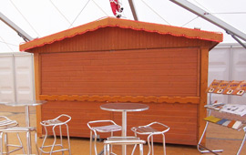 Chalet en bois pliable de 4 mètres de façade pour vos événements  d'intérieur_4