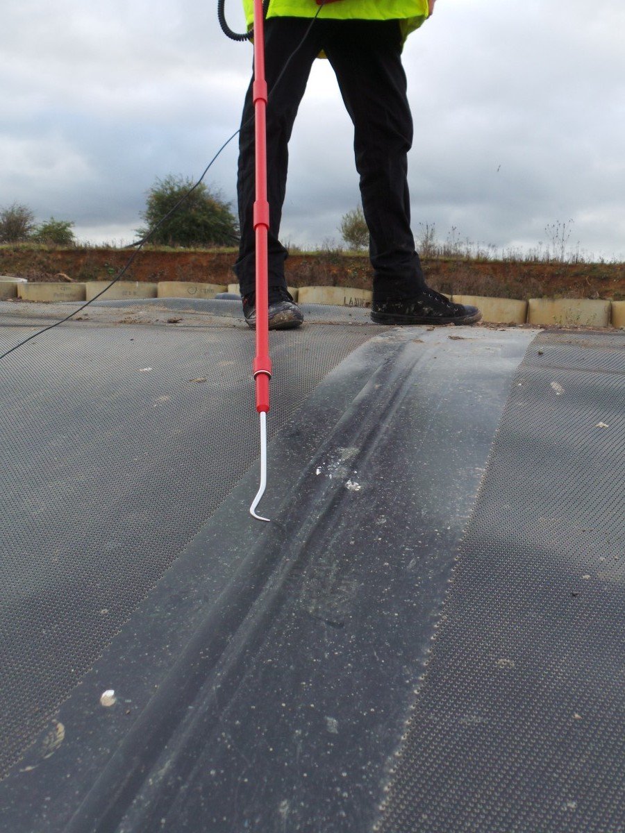 Détecteur de porosité DC haute tension, conçu pour tester les géomembranes - Geo Pro2_5