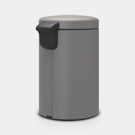 Poubelle à pédale NewIcon 12 litres - Mineral Concrete Grey - Brabantia - Petite taille, pédale en acier inoxydable, couvercle anti-odeurs et système anti-basculement_4