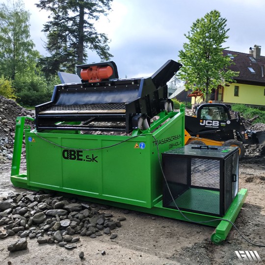 Crible stationnaire innovant avec granulométrie ajustable et garantie 24 mois