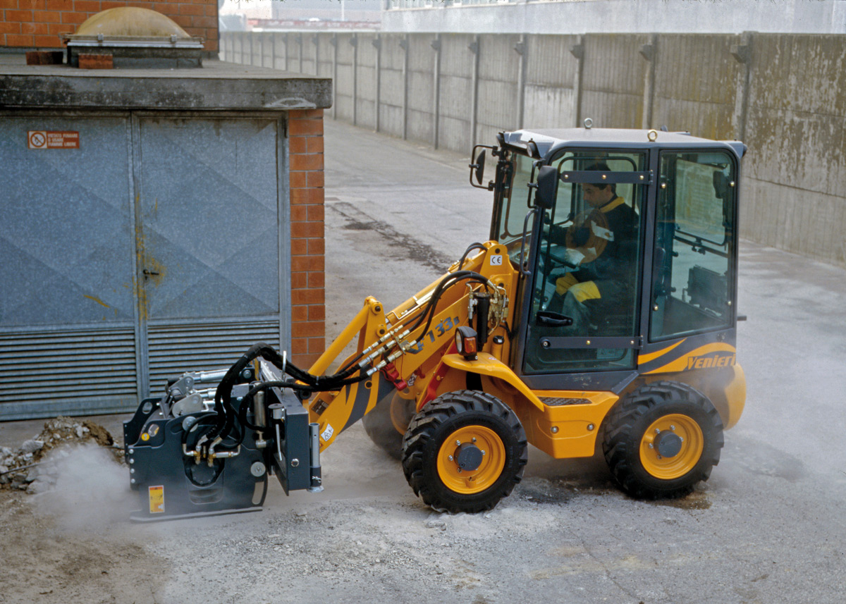 Mini-chargeuse 4T - Venieri VF 1.33B - Hydrostatique Bosch Rexroth - 0,4 m³ - 52 CV_4