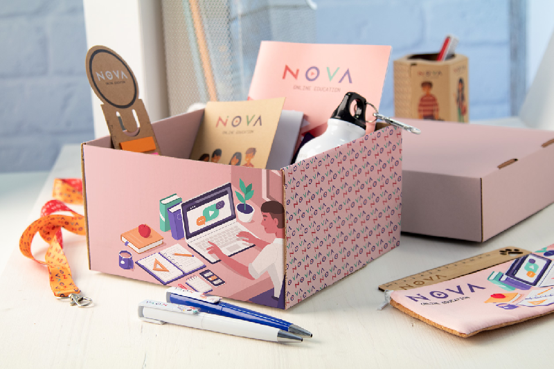 Boîte cadeaux - carton ondulé imprimé en couleur - sur mesure - lot de 50 pièces minimum_4