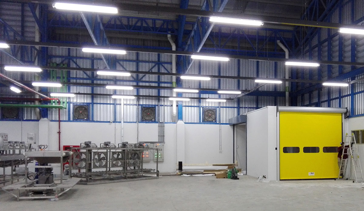 Porte rapide industrielle modulaire et esthétique - ZipGO Alumina - structure en aluminium extrudé pour installation facile_4