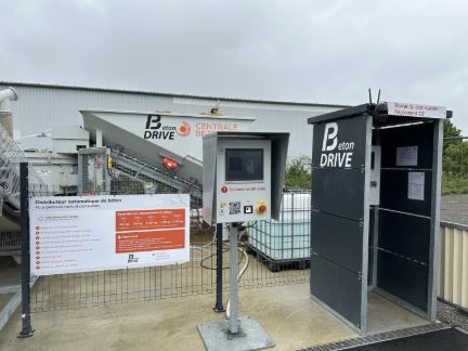 Distributeur de béton - Centrale à béton libre service automatique_4