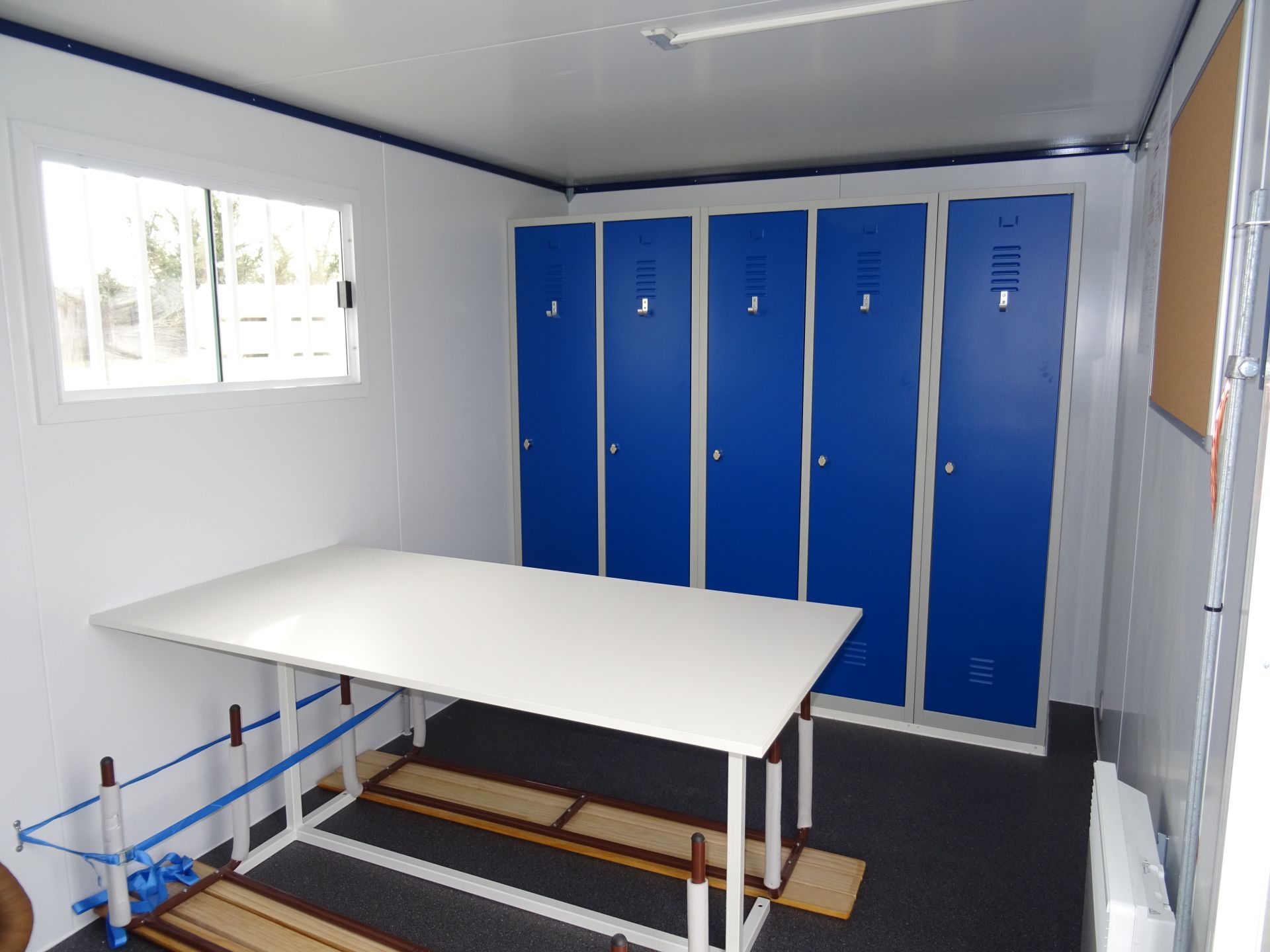 Base vie mobile - 1600/1800 kg - 5/6 personnes_4