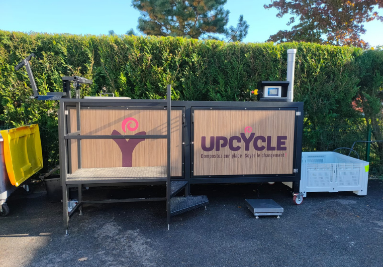 Demeterra 70 - composteur de 70 kg/jour pour 480 habitants avec roulettes_4