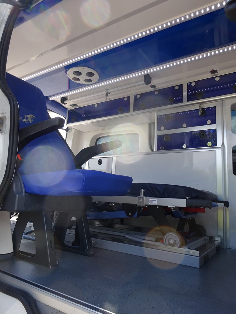 Ambulance renault trafic l1h1 2015 - 188 000 km type a1 - occasion_4