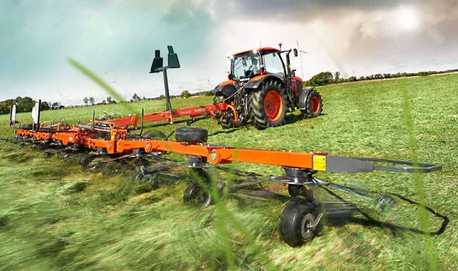 Faneuses traînées TE6583T-TE8511T Kubota Europe - largeur de travail 8,30m à 11,00m - boîtiers à bain d'huile sans entretien_4