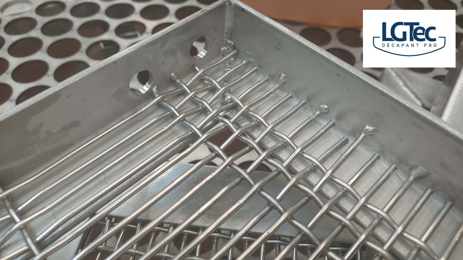 Bain décapant inox pour aciers inoxydables DÉCAPAFOND®_4