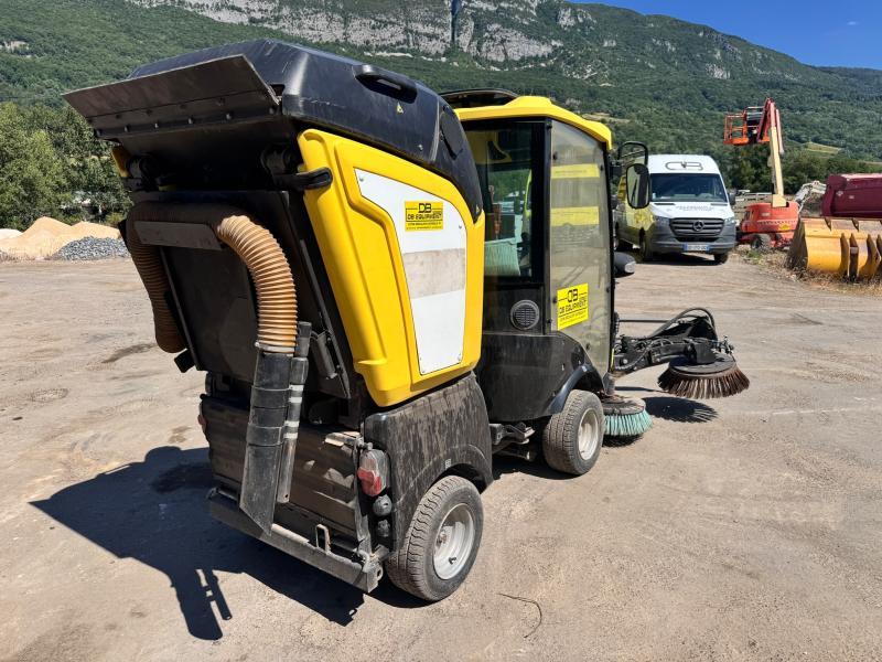 KARCHER MC50 Balayeuse aspiratrice de voirie_4