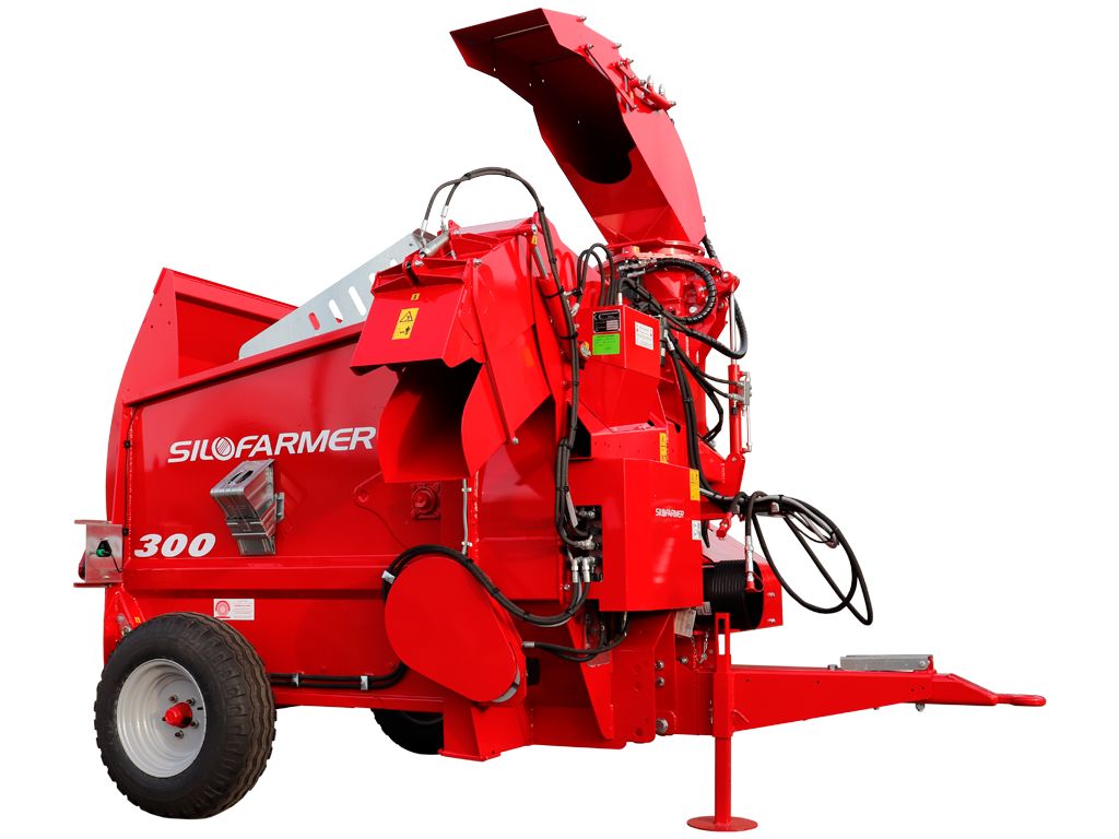 Pailleuse pour distribution de fourrages avec goulottes ajustables