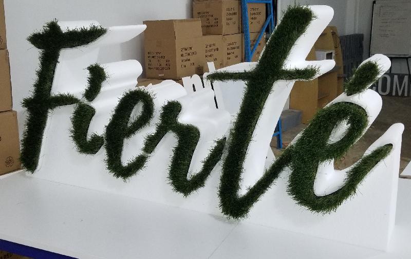 Lettres et logo végétales 3D en polystyrène - Logo, Herbe synthétique pour l'intérieur et l'extérieur, Vert naturel_4