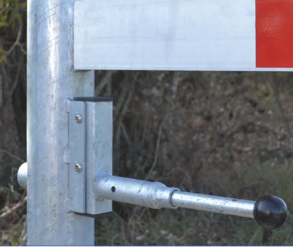 Barrière pivotante renforcée acier_4