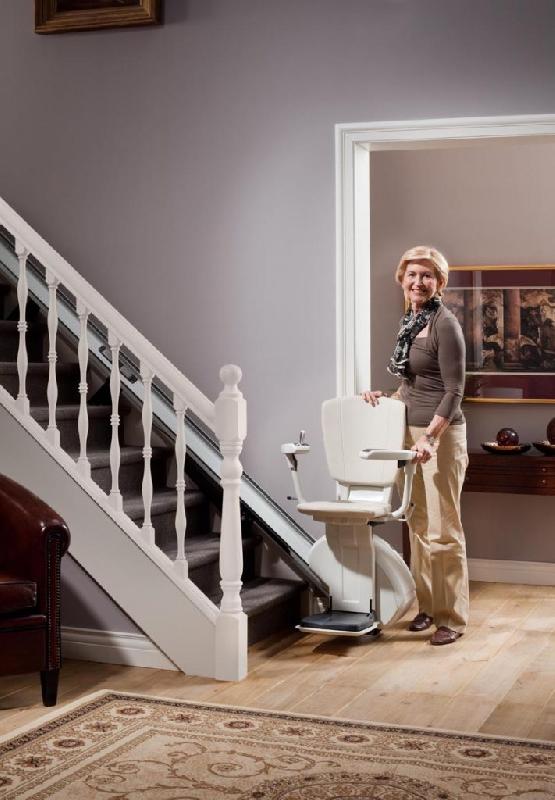 Fauteuil monte-escalier  - intérieur et extérieur, charge 146 kg, vitesse 0.15m/s - Homeglide_4