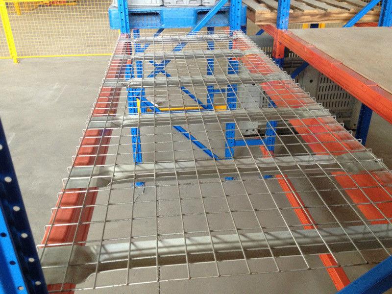 Spr00775 - Decking galvanisé soudé en grillage pour rayonnage léger et stockage de palettes - Orbit_4