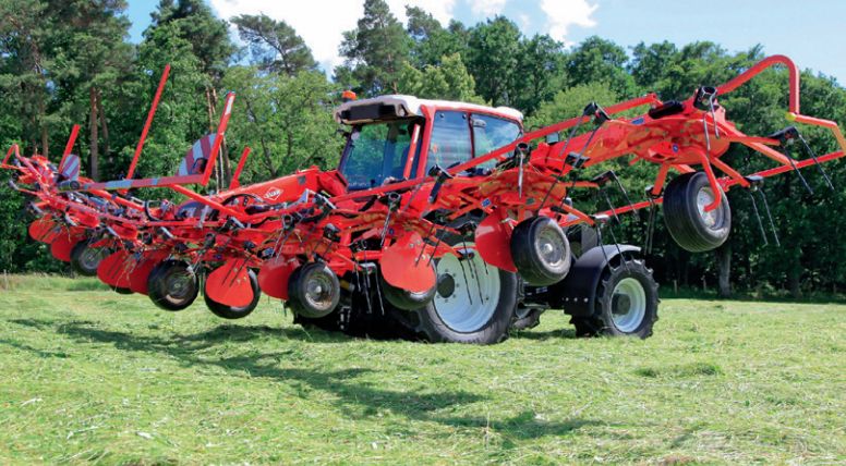Machine agricole KUHN GF 102 pour un fanage optimisé