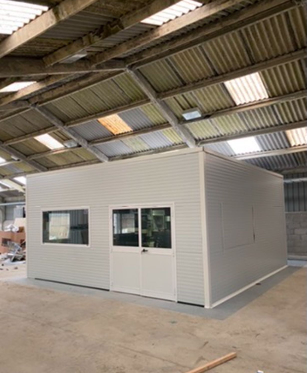 Cabine d'atelier en kit_4