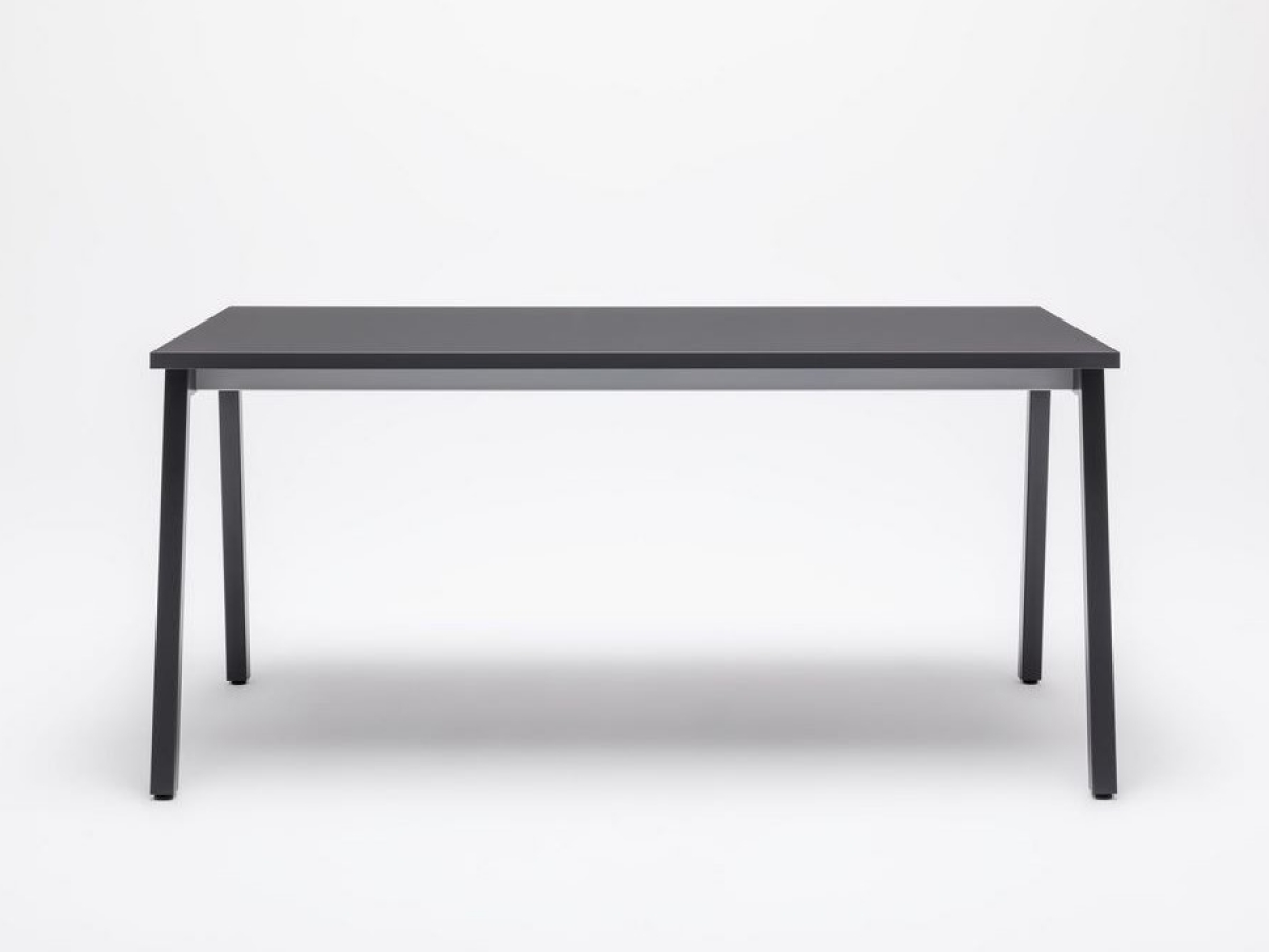 Bureau opératif droit hautement fonctionnel - OGI M - Design ergonomique et modulable_4