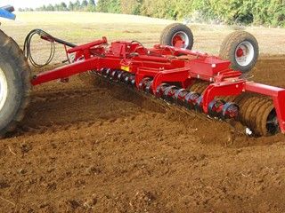 Rouleau agricole HE-VA adapté aux grandes surfaces