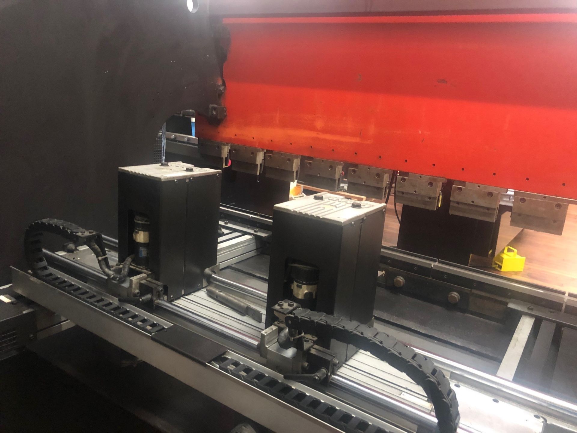 Presse plieuse industrielle AMADA ITS2 2000 x 50T - occasion - réf 3285_4