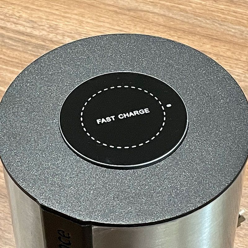 Chargeur universel à induction et câbles sur mesure pour smartphones et tablettes - Welcom - Fabrication française - Inox brossé anti-trace_4