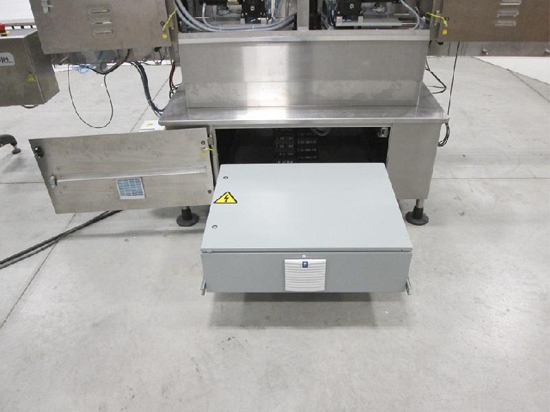 Cl 200 - Cotonneuse automatique pour contenants jusqu'à 200 par minute - fabrication robuste et compacte_4