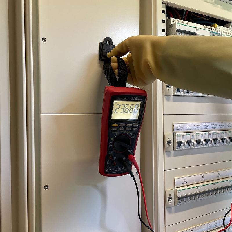 FISM02 - Support magnétique avec sangle pour multimètre FI278MP - Fixation robuste et pratique_4