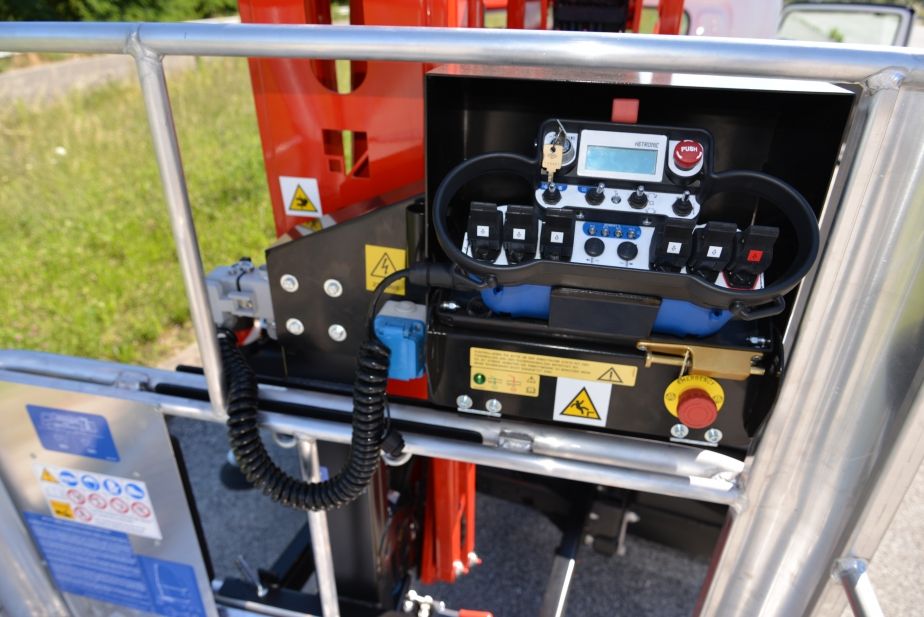 Ecoline R/RS 200 - Camion nacelle Ruthmann - 20,00 m de hauteur de travail - Compacte et économique_4