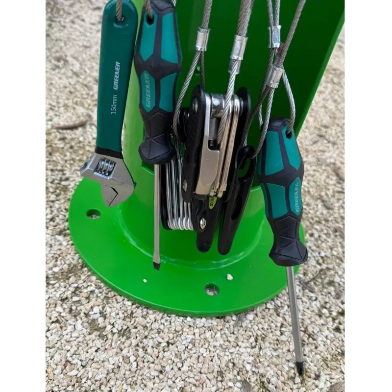 Station de réparation et gonflage pour vélos VELOREP - acier inox, vert, Hauteur 110 cm, Ø 15,2 cm_4